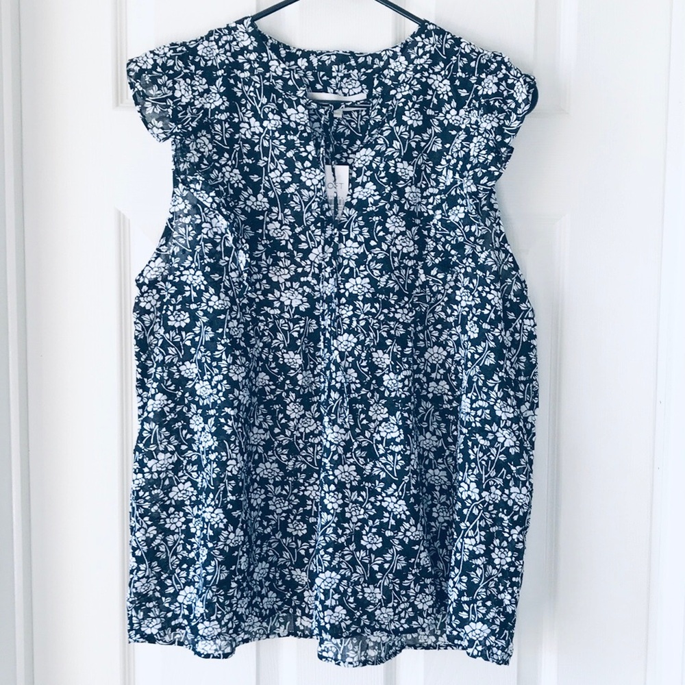 Black & White Floral Sleeveless Top